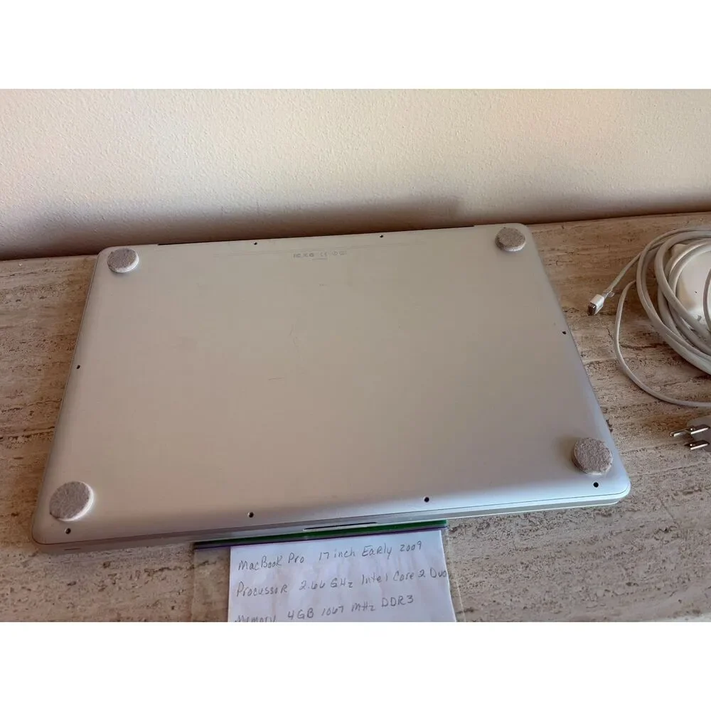 MacBook Pro 17